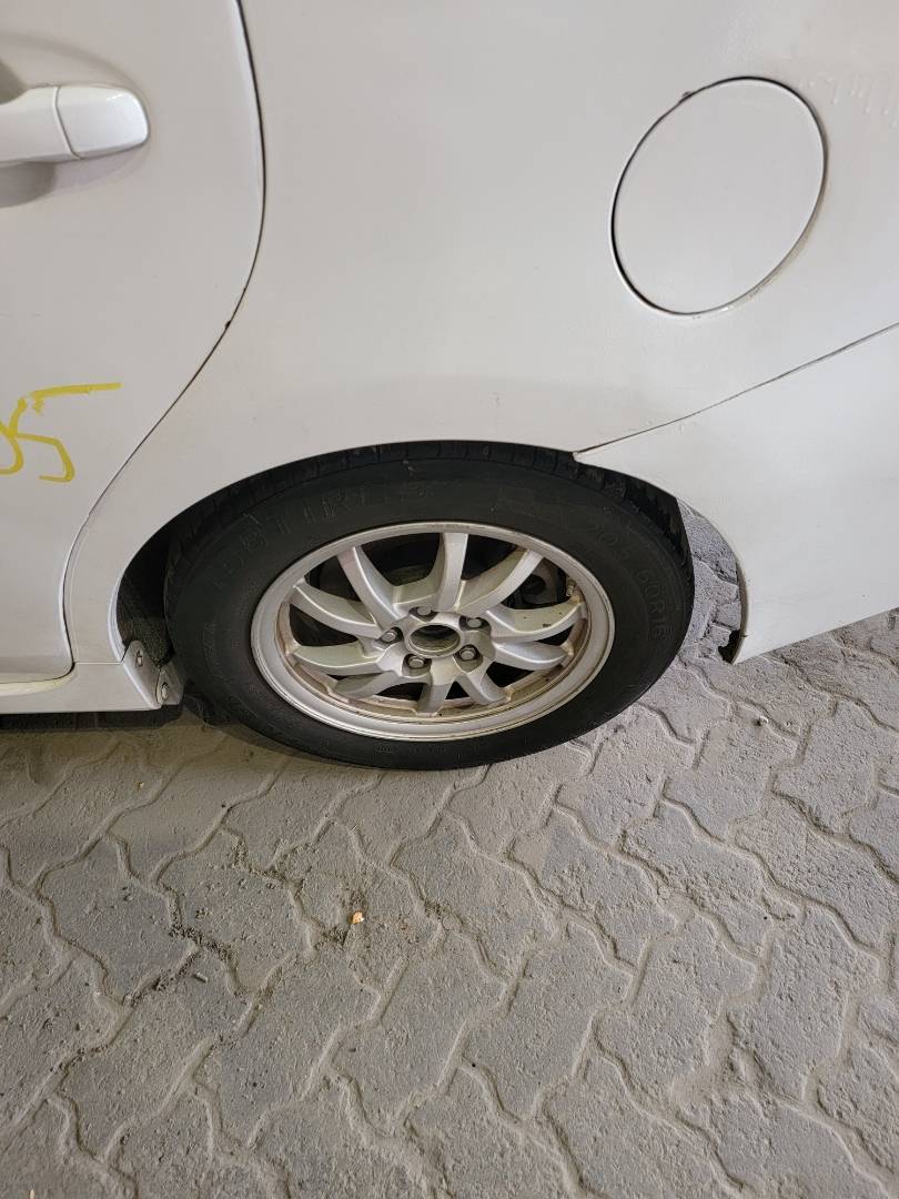 2016 TOYOTA PRIUS V — 373199 Miles — Lot J045468 — Main - Marhaba Auctions Used Cars - Image 6