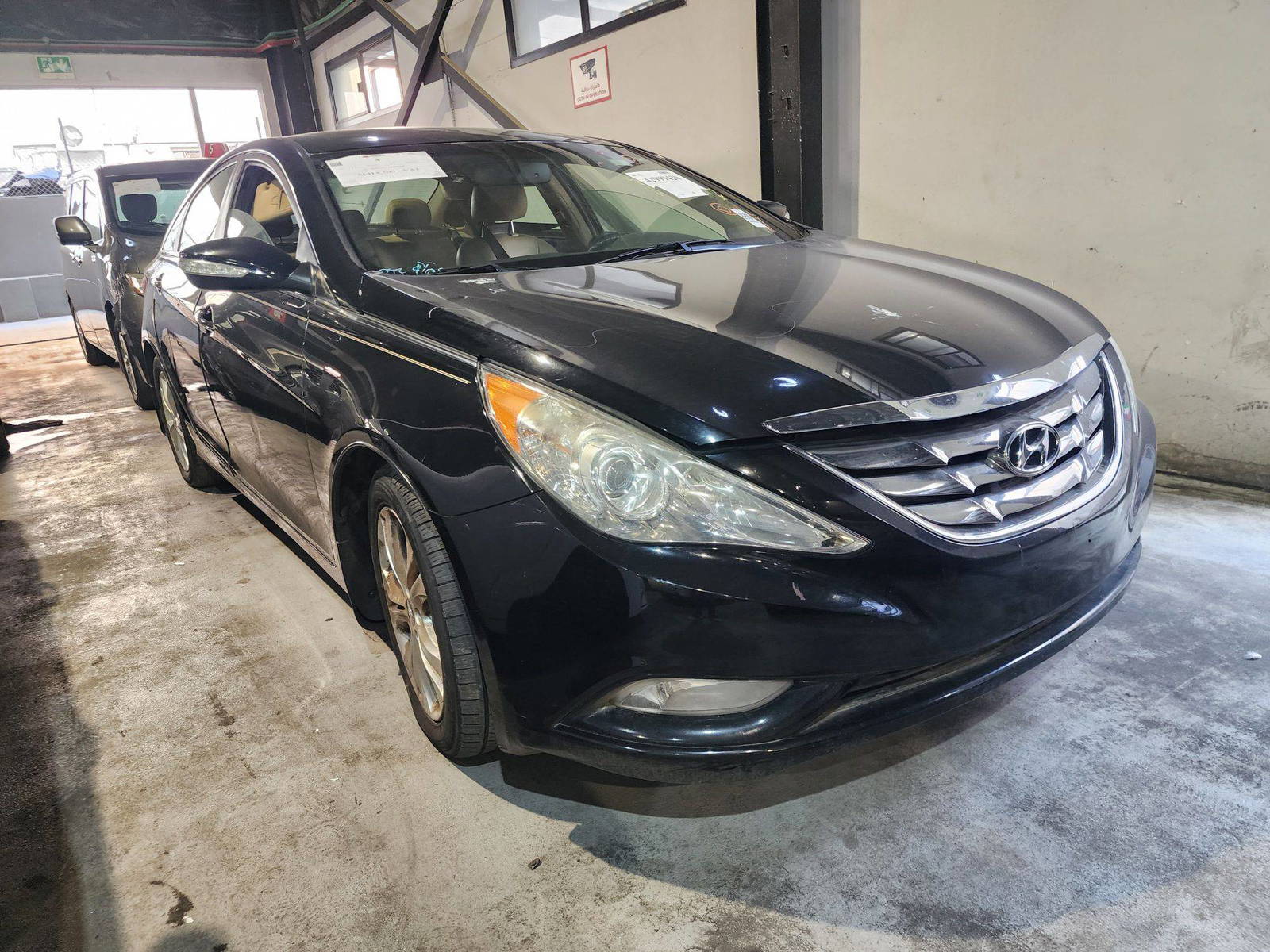 HYUNDAI SONATA 2011 - Marhaba Auction Used Cars - Image 4