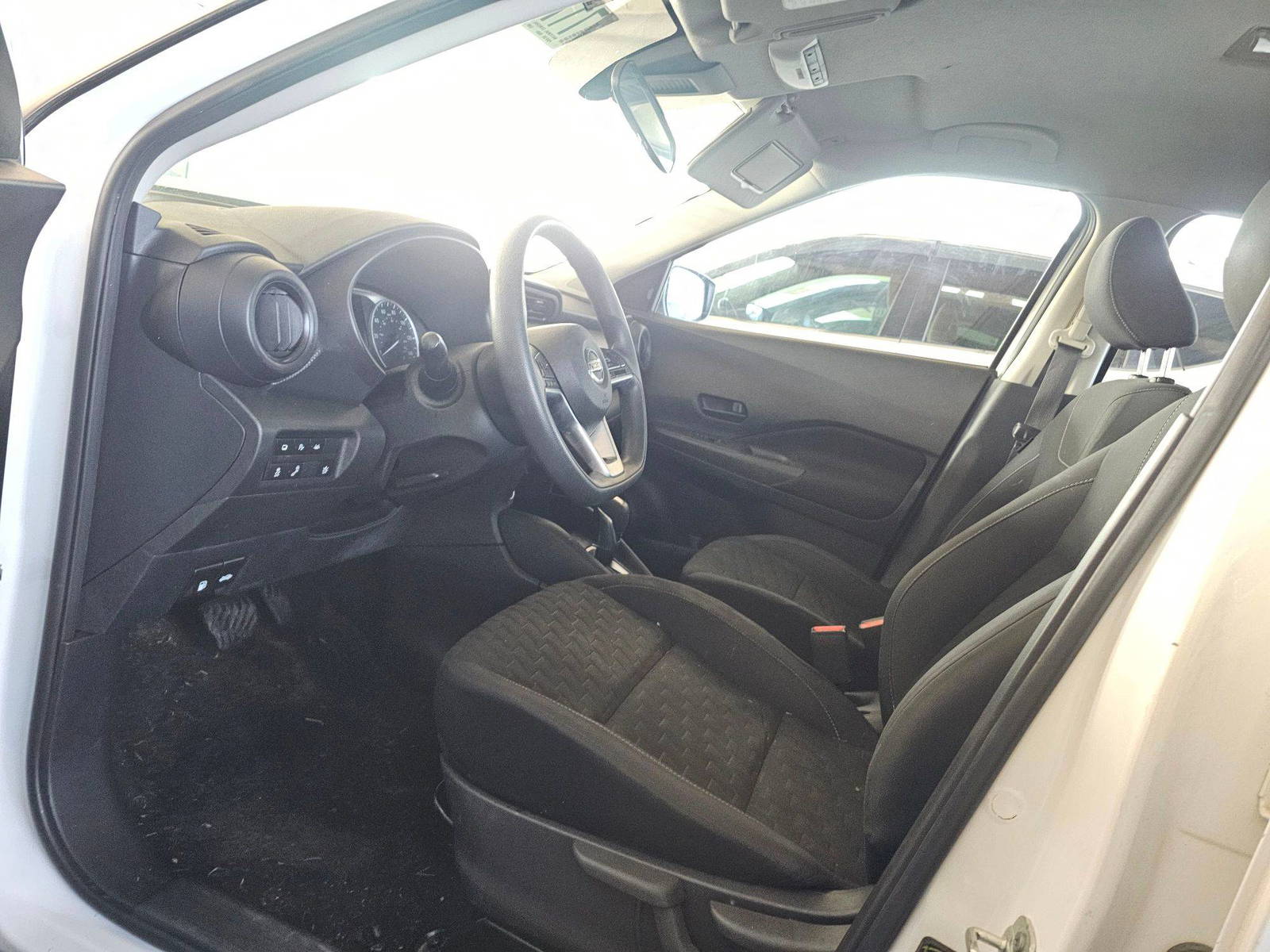 2021 NISSAN KICKS — sold — 98588 Miles — Lot ML532468 — Souq - Marhaba Auctions Used Cars - Image 7