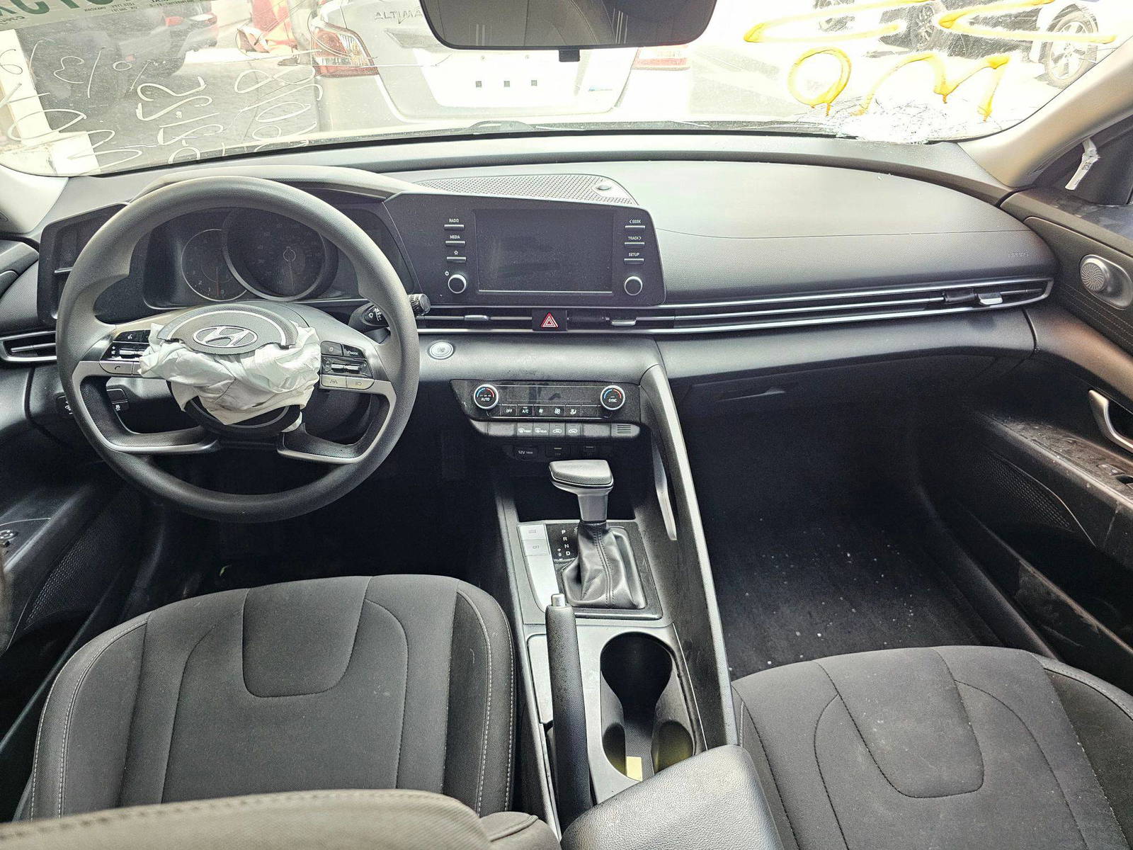 2022 HYUNDAI ELANTRA — 99460 Miles — Lot 2NH060781 — Souq - Marhaba Auctions Used Cars - Image 7