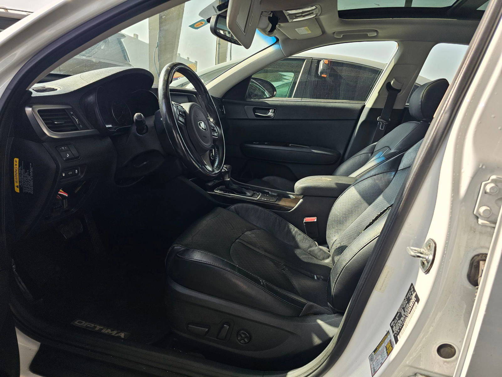 2016 KIA OPTIMA — 109523 Miles — Lot 92841085 — Souq - Marhaba Auctions Used Cars - Image 10