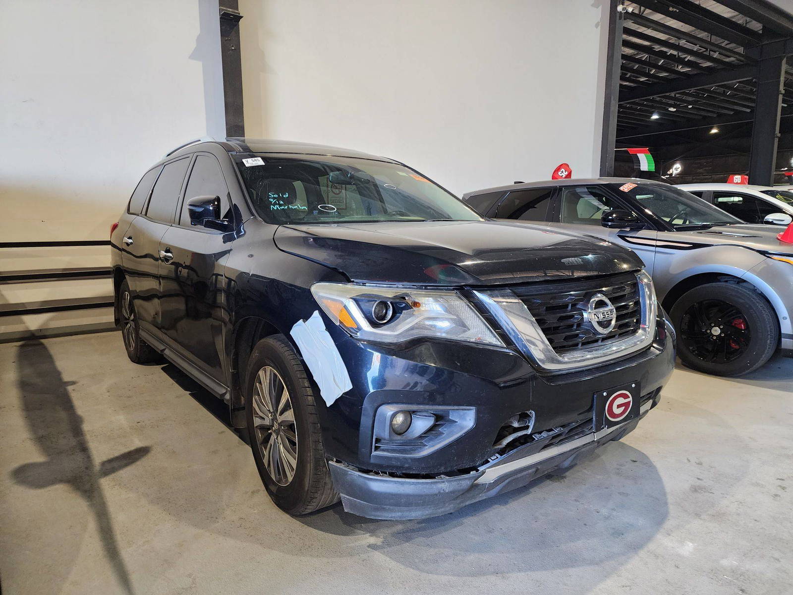 2017 NISSAN PATHFINDER — 156664 Miles — Lot 620213 — Al Quoz - Marhaba Auctions Used Cars - Image 4