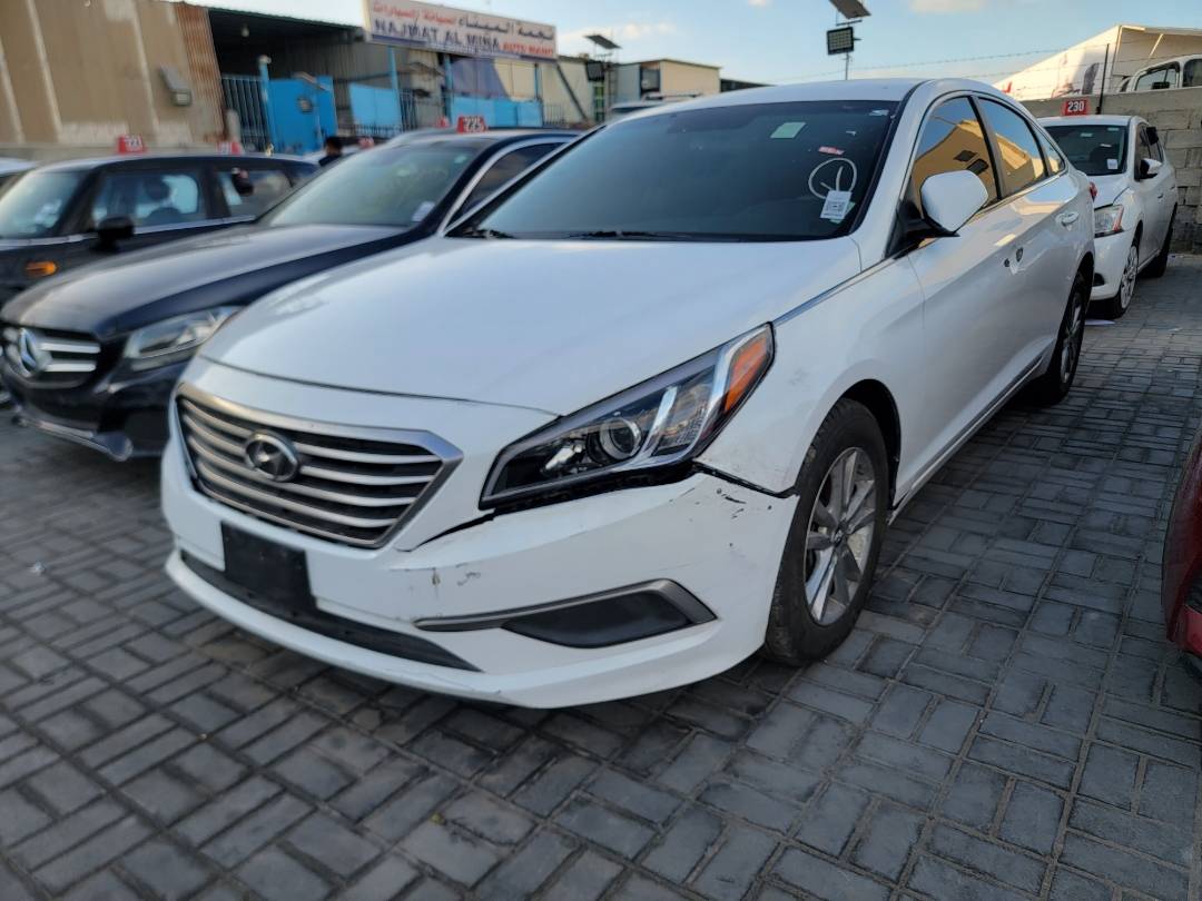 2017 HYUNDAI SONATA — 175656 Miles — Lot 461032 — Main - Marhaba Auctions Used Cars - Image 4