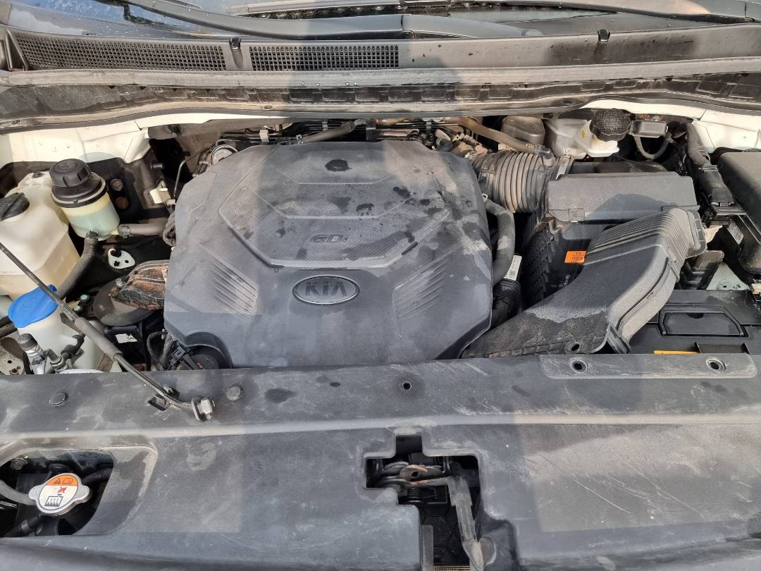 2019 KIA SEDONA — 156216 KM — Lot 12113754 — Main - Marhaba Auctions Used Cars - Image 11