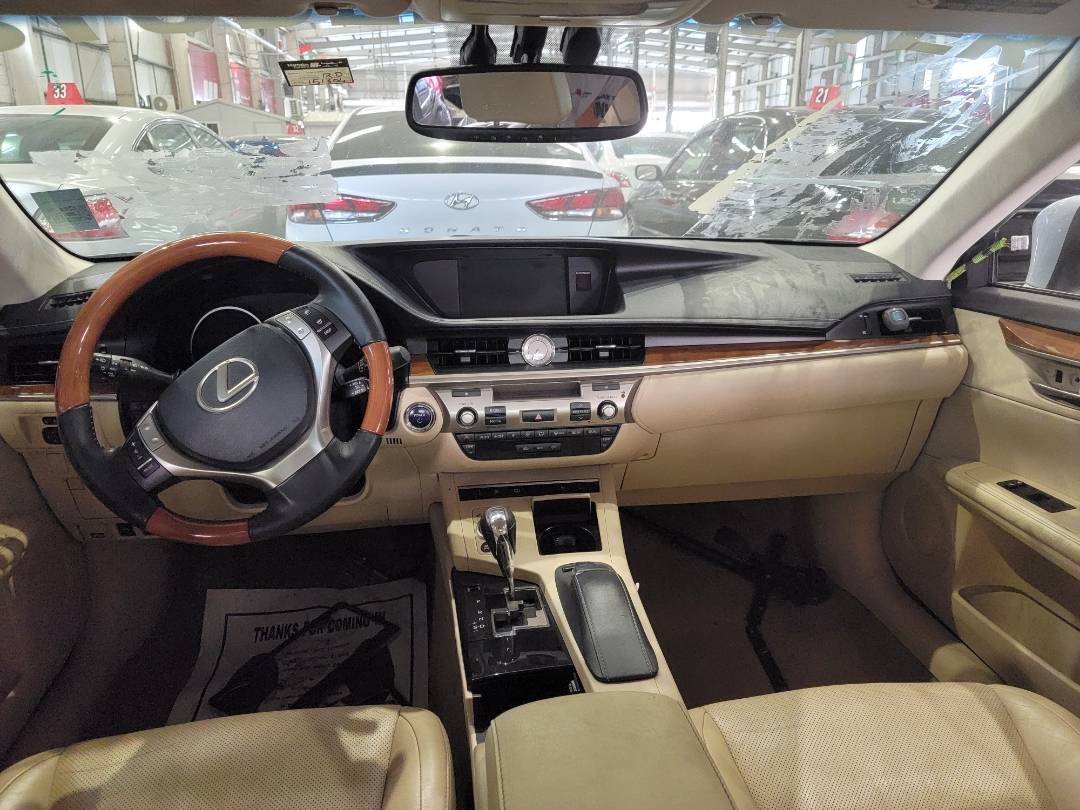 2013 LEXUS ES 300H — 151304 Miles — Lot D2036999 — Main - Marhaba Auctions Used Cars - Image 7