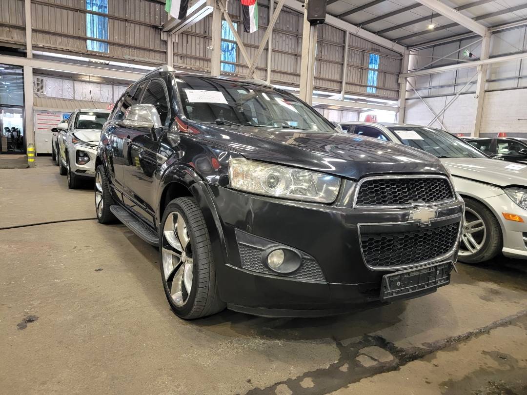 2011 CHEVROLET CAPTIVA — 200602 KM — Lot BB030484 — Main - Marhaba Auctions Used Cars - Image 4