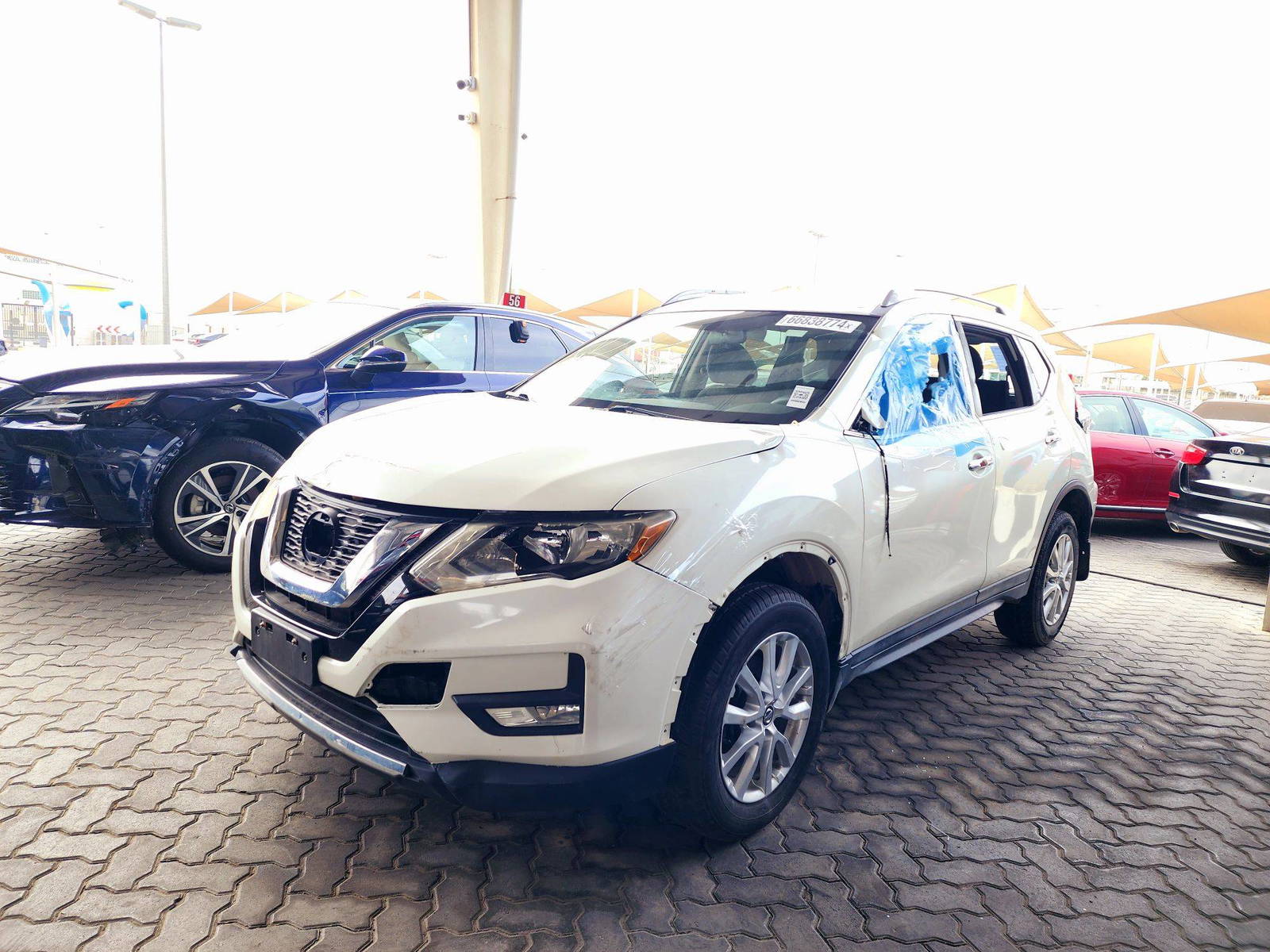 2018 NISSAN ROGUE — 104468 KM — Lot 66838774 — Souq - Marhaba Auctions Used Cars - Image 5