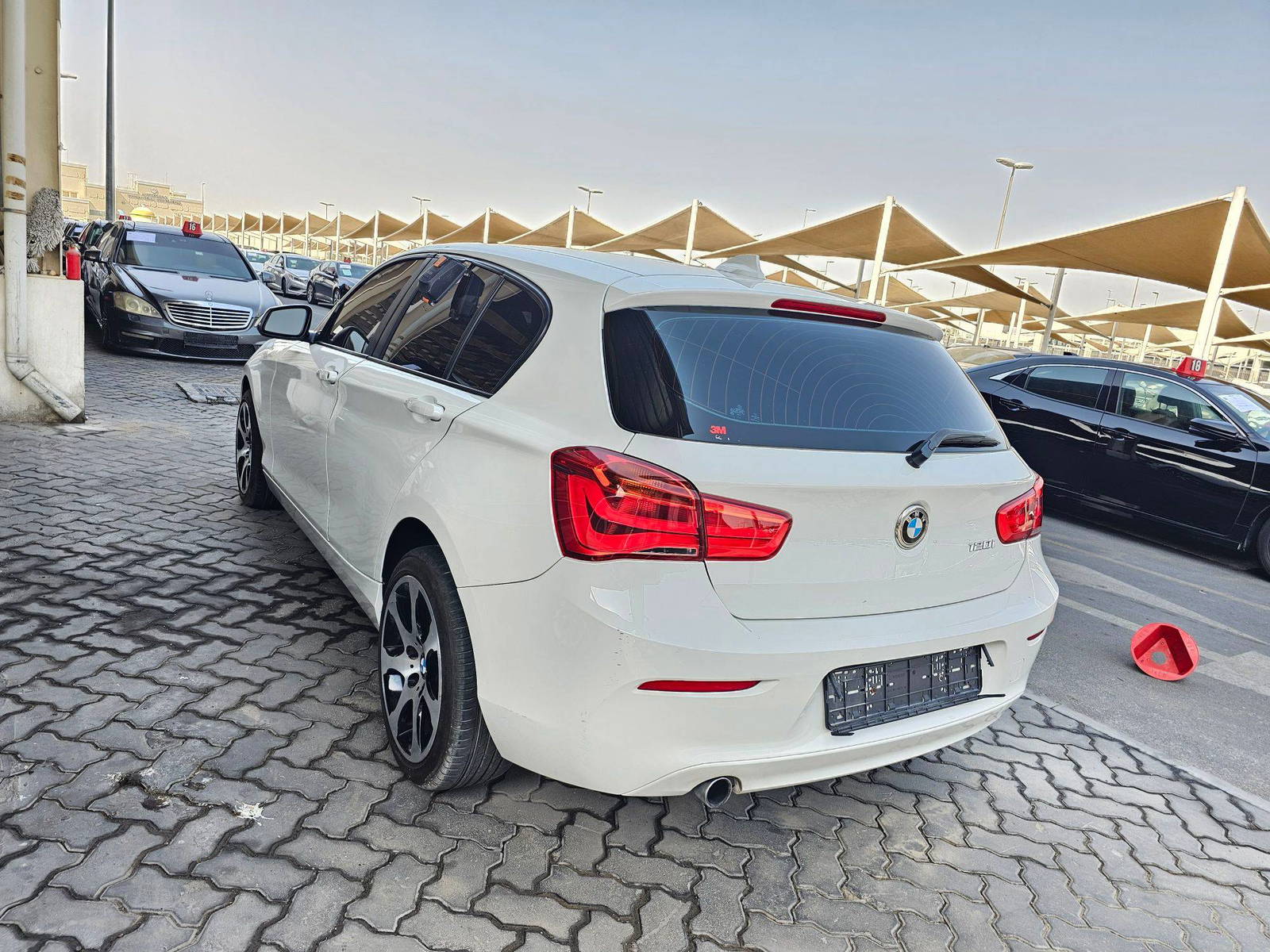 2016 BMW 120i — 197768 KM — Lot 4G5B03970 — Souq - Marhaba Auctions Used Cars - Image 3