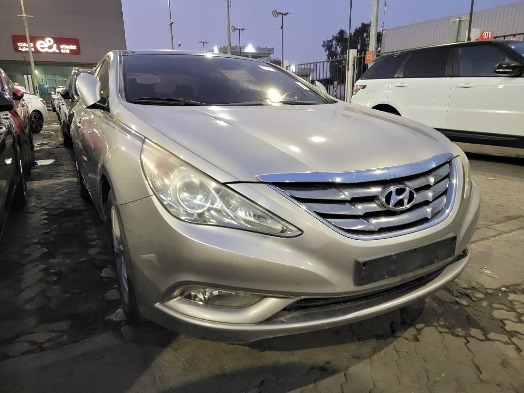HYUNDAI SONATA 2010 - Marhaba Auction Used Cars - Image 5