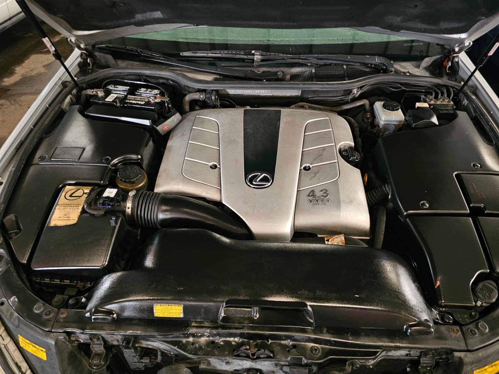 2004 LEXUS LS 430 — 187193 Miles — Lot 012932 — Main - Marhaba Auctions Used Cars - Image 11