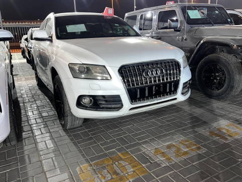 2015 AUDI Q5 at Marhaba Auctions