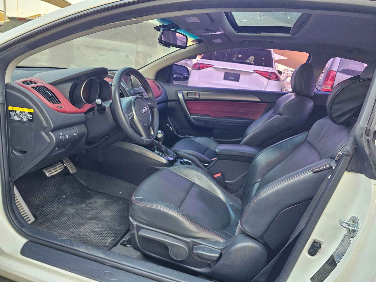 2012 KIA FORTE — 94081 KM — Lot A538905 — Souq - Marhaba Auctions Used Cars - Image 9