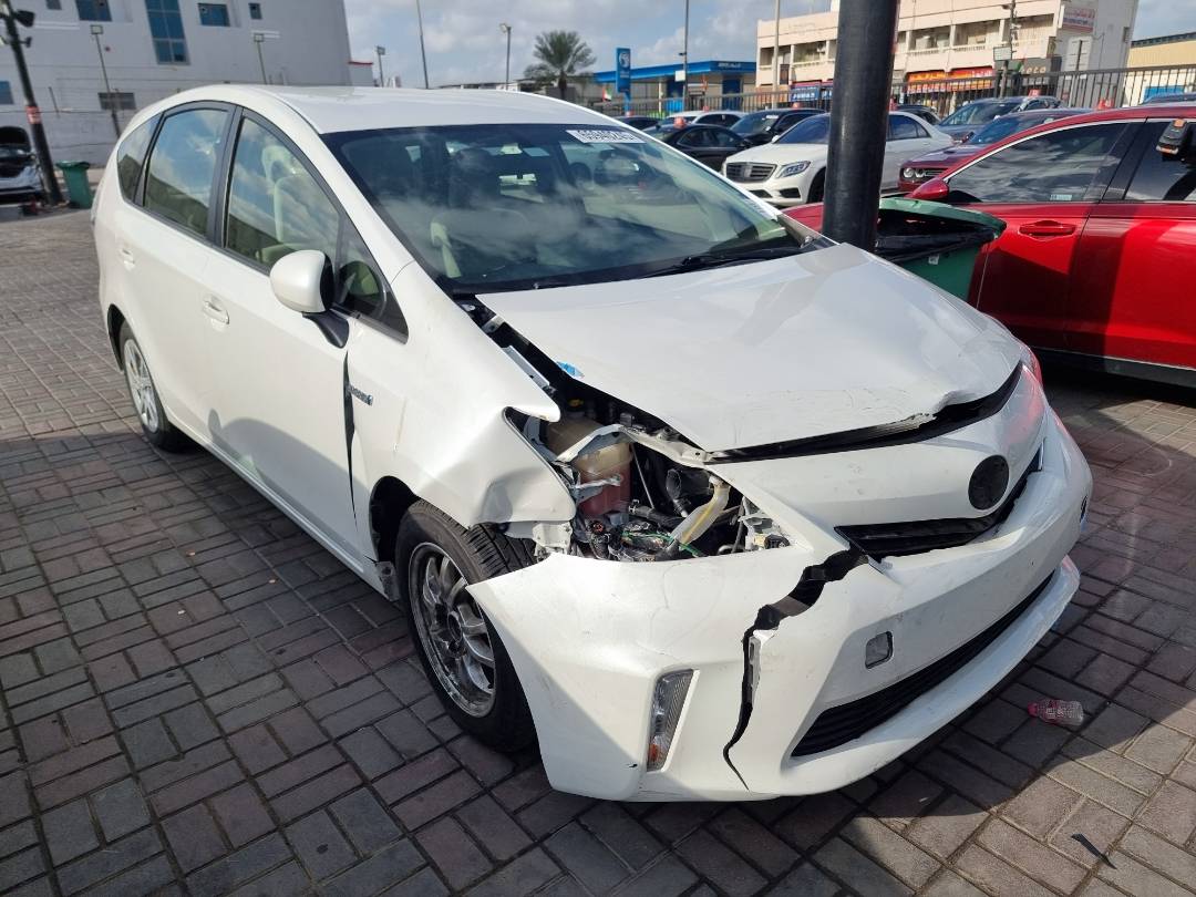 TOYOTA PRIUS V 2014 - Marhaba Auction Used Cars - Image 4