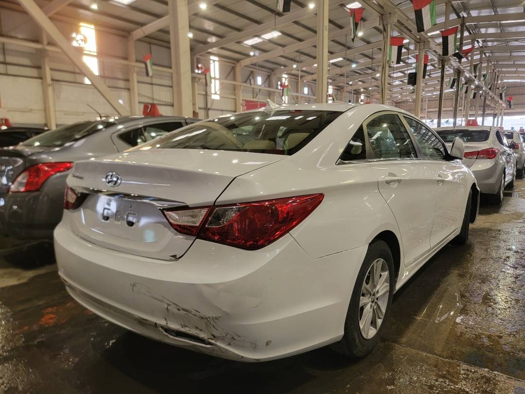 2011 HYUNDAI SONATA — 142168 Miles — Lot 78883573 — Main - Marhaba Auctions Used Cars - Image 3