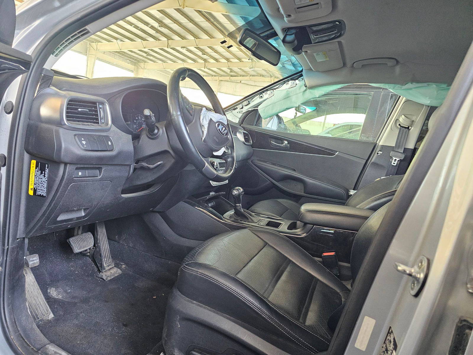 2016 KIA SORENTO — 191984 Miles — Lot A51GG150583 — Souq - Marhaba Auctions Used Cars - Image 10