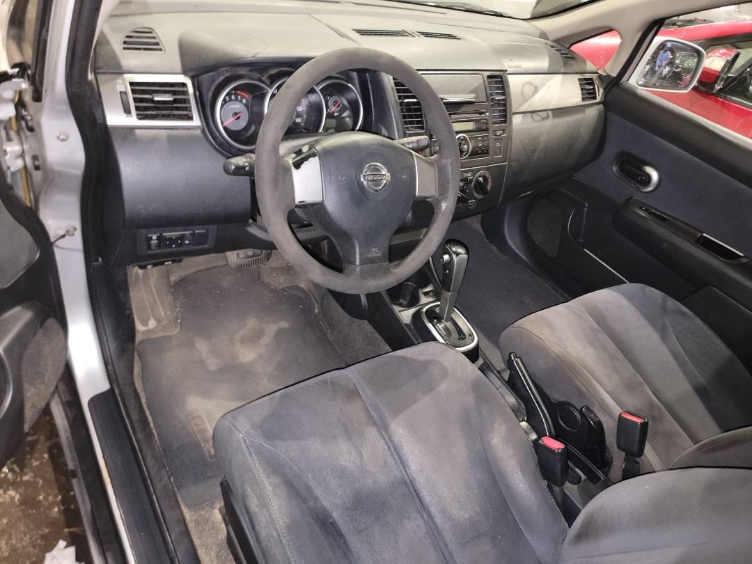 2007 NISSAN VERSA — 303503 Miles — Lot 70181273 - Marhaba Auctions Used Cars - Image 8