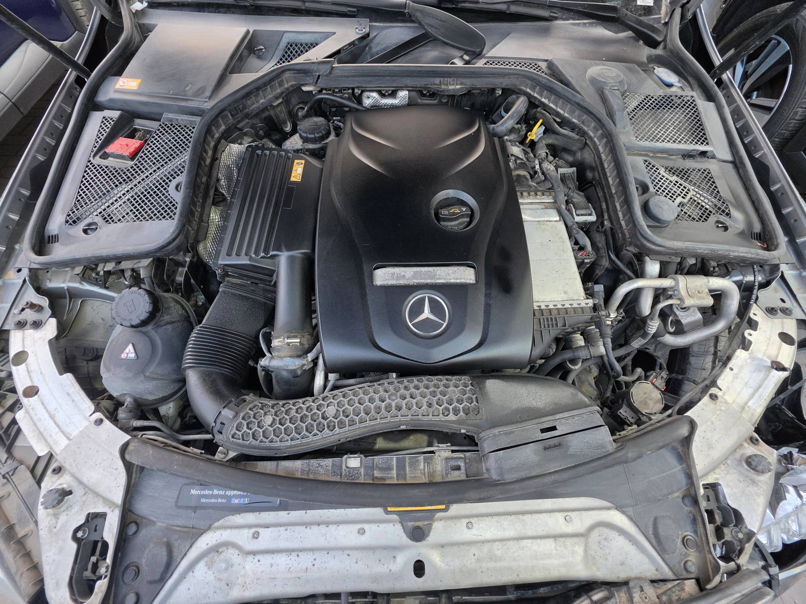 2015 MERCEDES BENZ C300 — 144305 Miles — Lot 2FU061714 - Marhaba Auctions Used Cars - Image 11