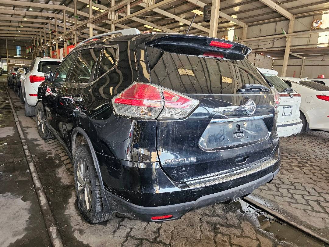 NISSAN ROGUE