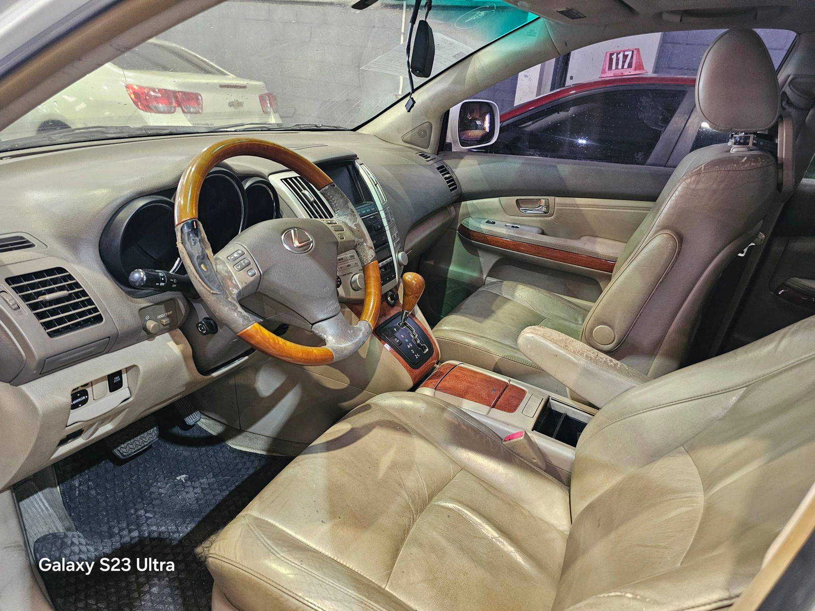 LEXUS RX 330 2005 - Marhaba Auction Used Cars - Image 8