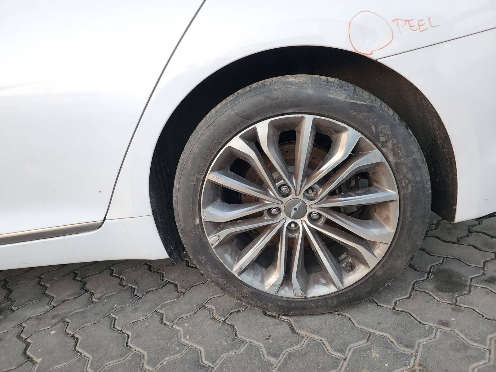 2015 HYUNDAI GENESIS — 128888 Miles — Lot 32955 — Main - Marhaba Auctions Used Cars - Image 11