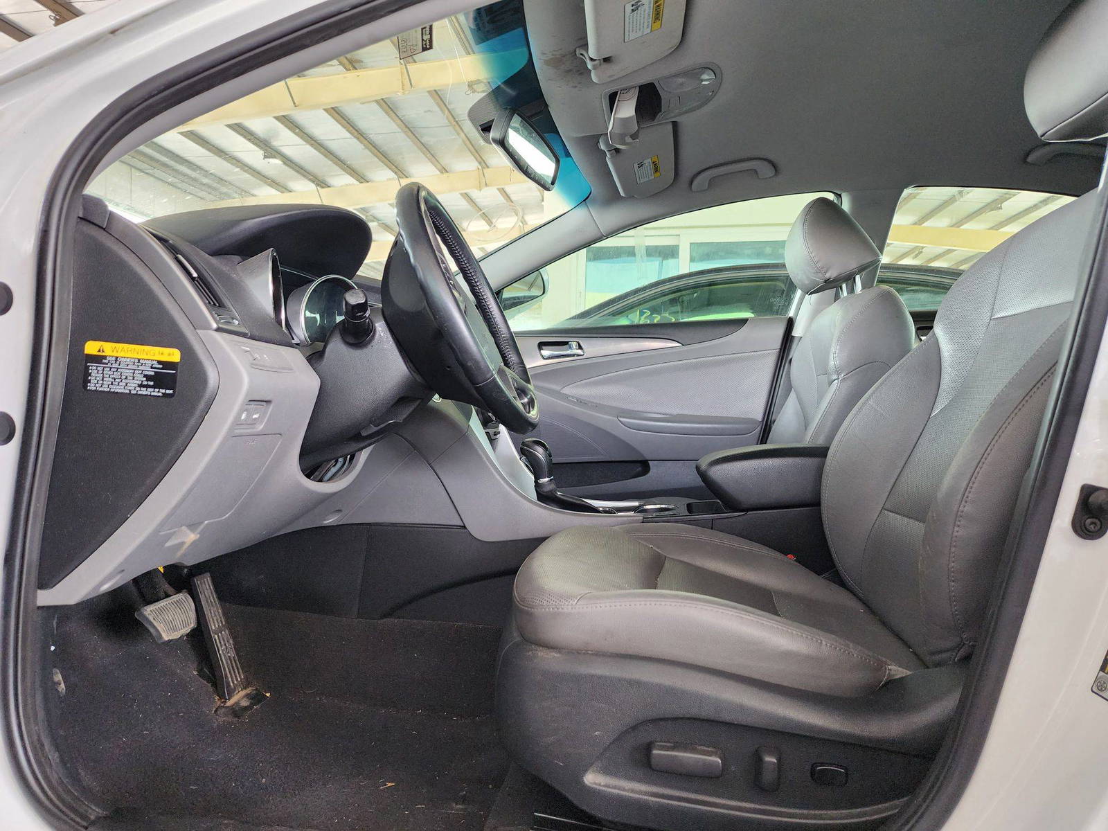 2013 HYUNDAI SONATA — 189896 Miles — Lot 52660594 — Souq - Marhaba Auctions Used Cars - Image 8