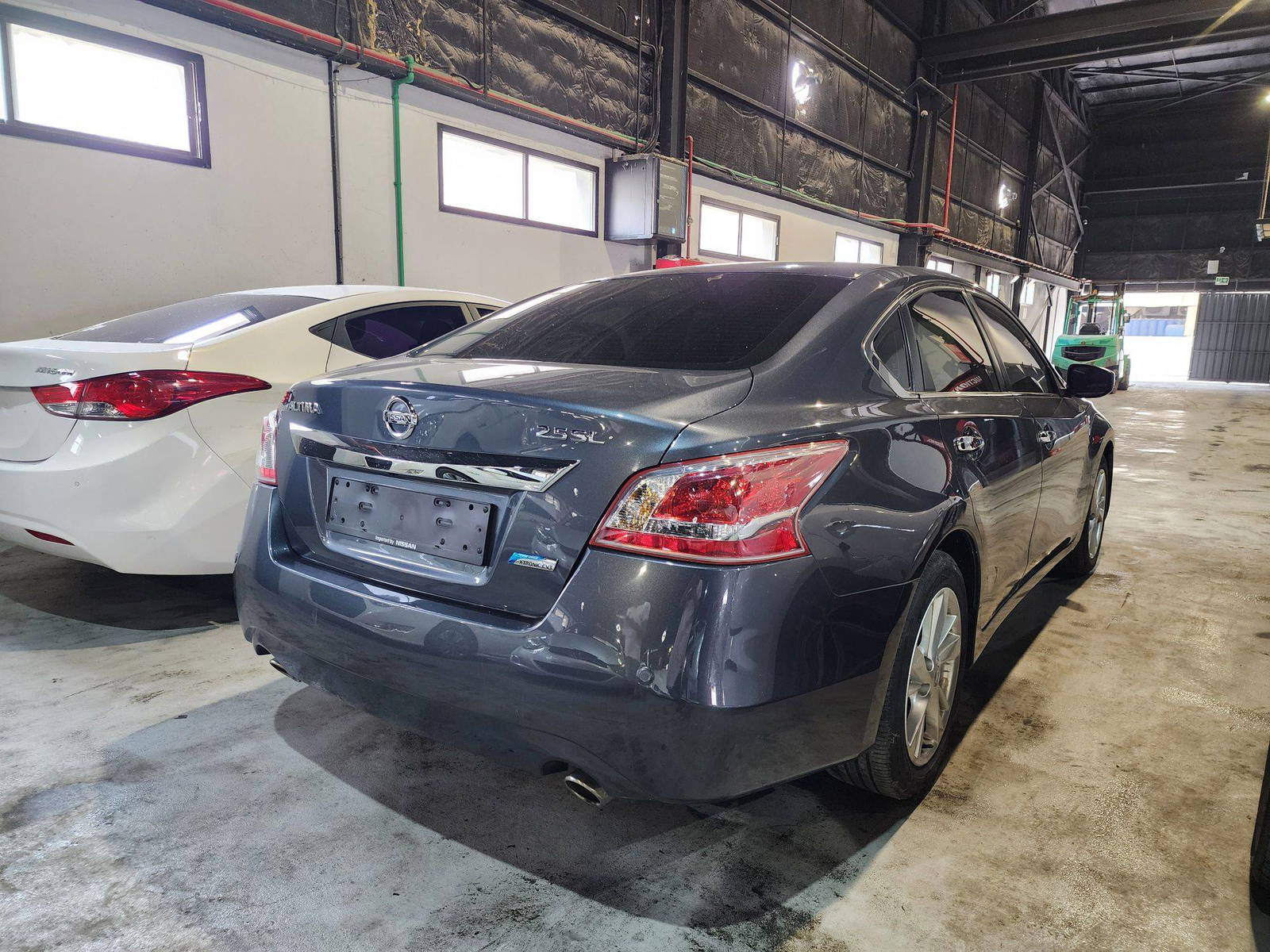 2013 NISSAN ALTIMA — 183759 KM — Lot 177564 — Al Quoz - Marhaba Auctions Used Cars - Image 5