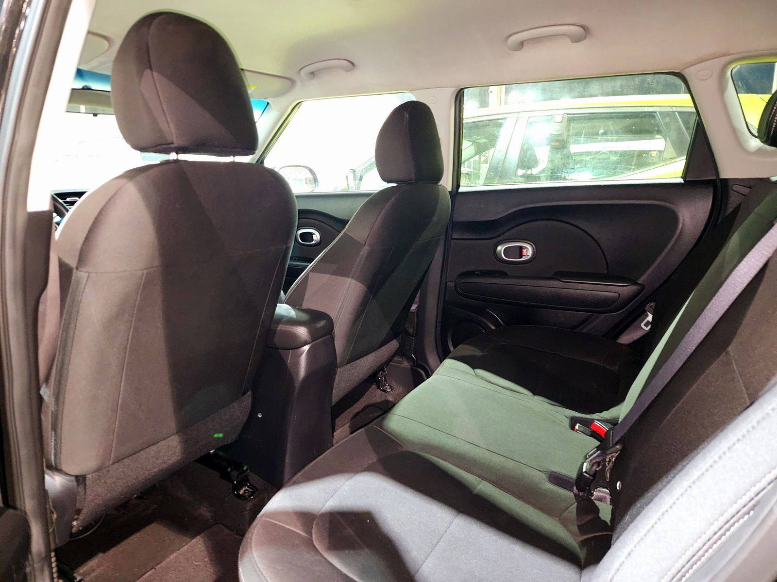 2016 KIA SOUL — 156967 Miles — Lot XG7353641 — Souq - Marhaba Auctions Used Cars - Image 6
