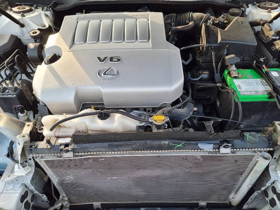 2013 LEXUS ES 350 — 100065 Miles — Lot 125478 — Ind. 12 - Marhaba Auctions Used Cars - Image 12