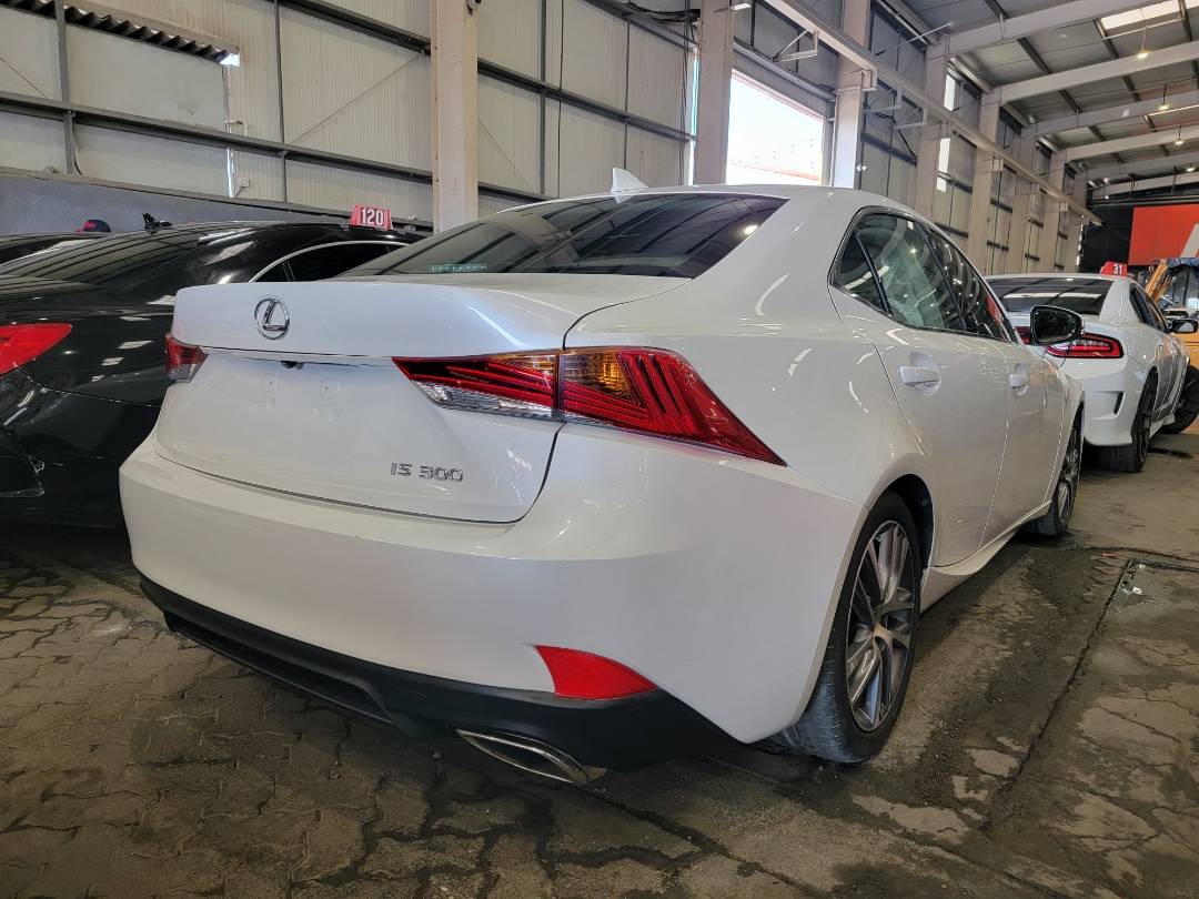 2019 LEXUS IS 300 — 117518 Miles — Lot 5100892 — Main - Marhaba Auctions Used Cars - Image 4