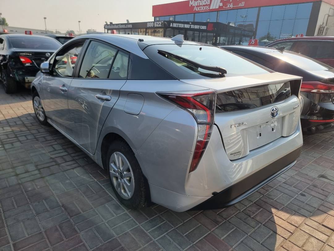 2018 TOYOTA PRIUS — 93055 KM — Lot 125487 — Main - Marhaba Auctions Used Cars - Image 5