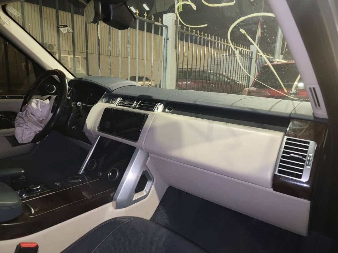 2018 LAND ROVER RANGE ROVER — 89613 Miles — Lot A386218 - Marhaba Auctions Used Cars - Image 7