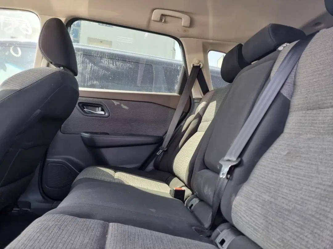 NISSAN ROGUE 2022 - Marhaba Auction Used Cars - Image 6