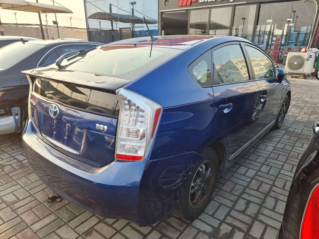 2011 TOYOTA PRIUS — 264520 Miles — Lot 0274003 — Ind. 12 - Marhaba Auctions Used Cars - Image 4