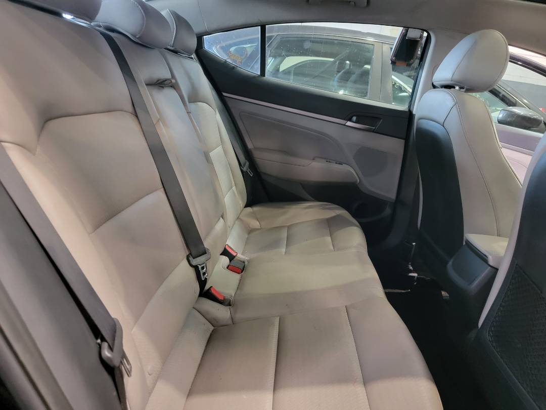 2017 HYUNDAI ELANTRA — 78139 Miles — Lot 37287884 — Main - Marhaba Auctions Used Cars - Image 4