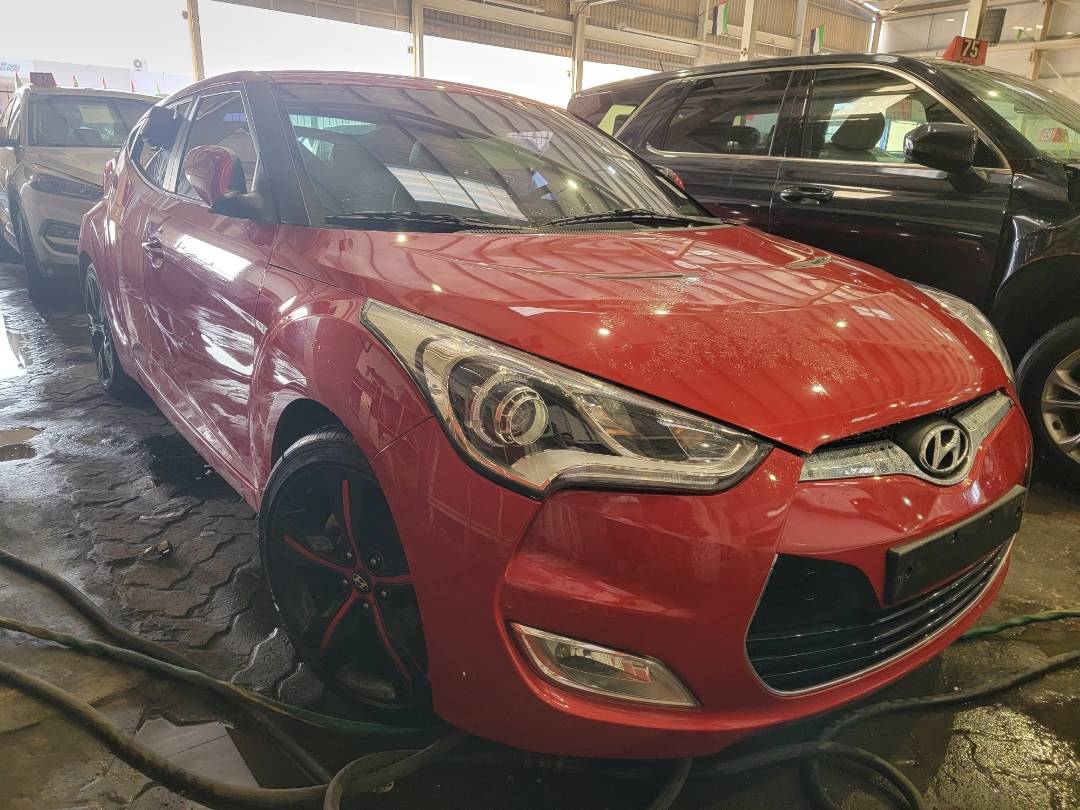 2012 HYUNDAI VELOSTER — 173421 KM — Lot 001270 — Main - Marhaba Auctions Used Cars - Image 4
