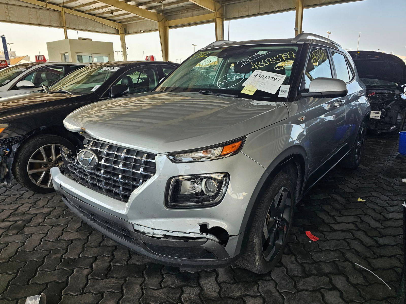 2022 HYUNDAI VENUE SEL — sold — 106785 Miles — Lot 3XNU201499 — Souq - Marhaba Auctions Used Cars - Image 4