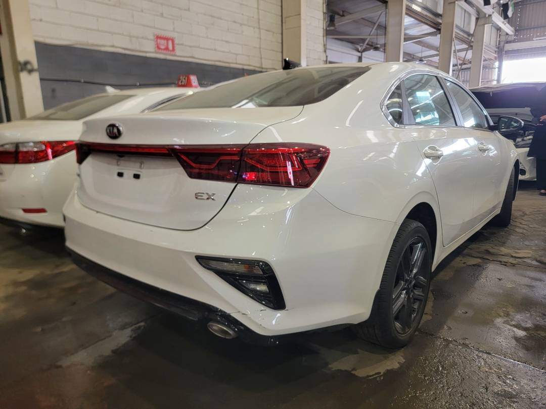 2021 KIA FORTE — 17800 KM — Lot 326790 — Main - Marhaba Auctions Used Cars - Image 3