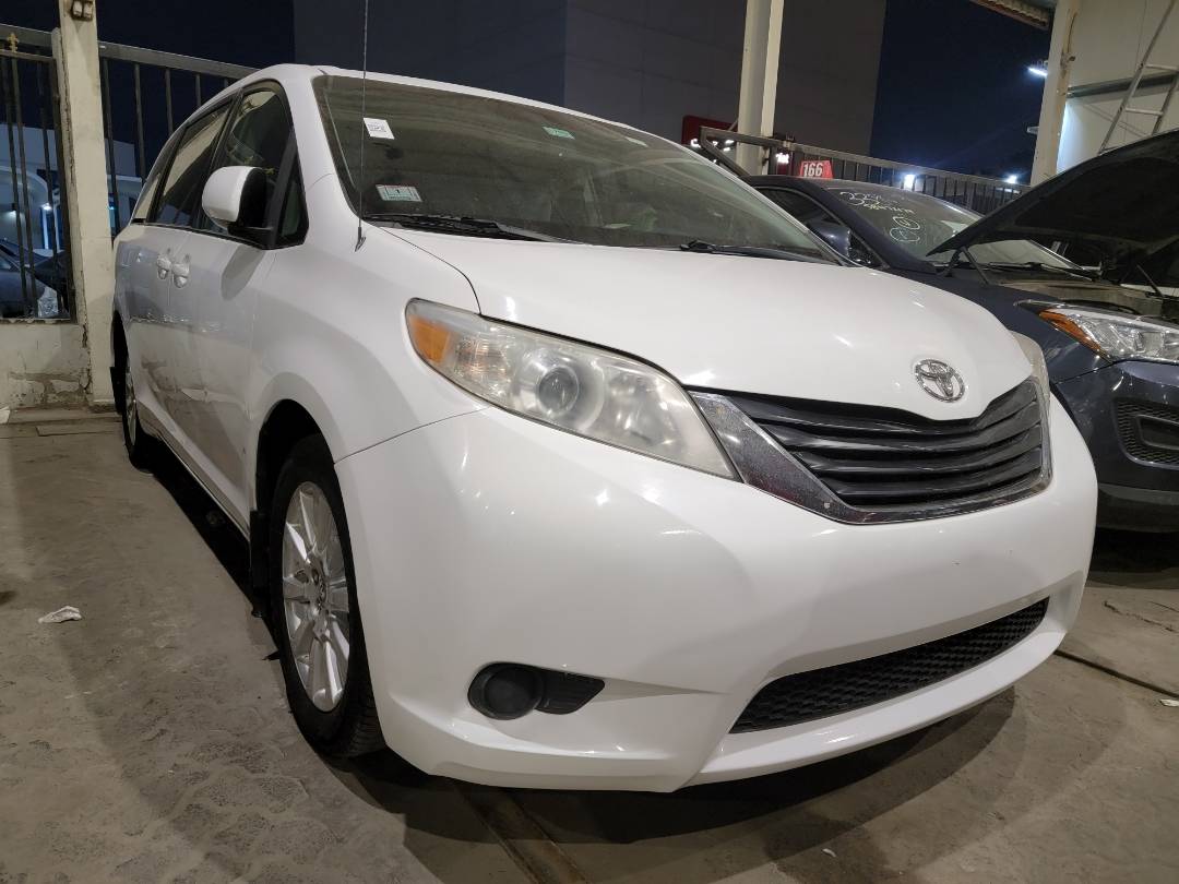2011 TOYOTA SIENNA — 248535 Miles — Lot 9BS027251 — Main - Marhaba Auctions Used Cars - Image 5