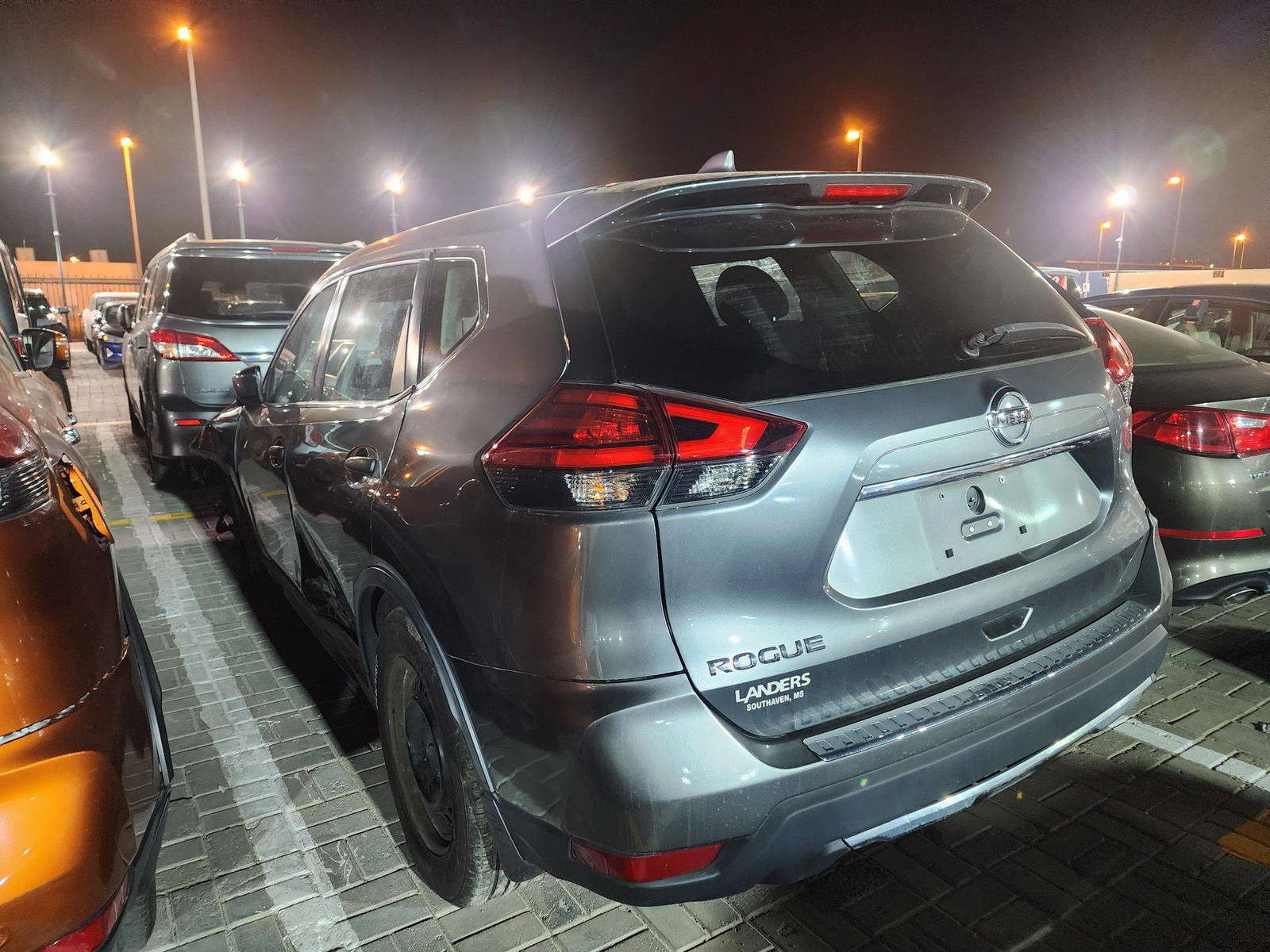 NISSAN ROGUE 2017 - Marhaba Auction Used Cars - Image 3