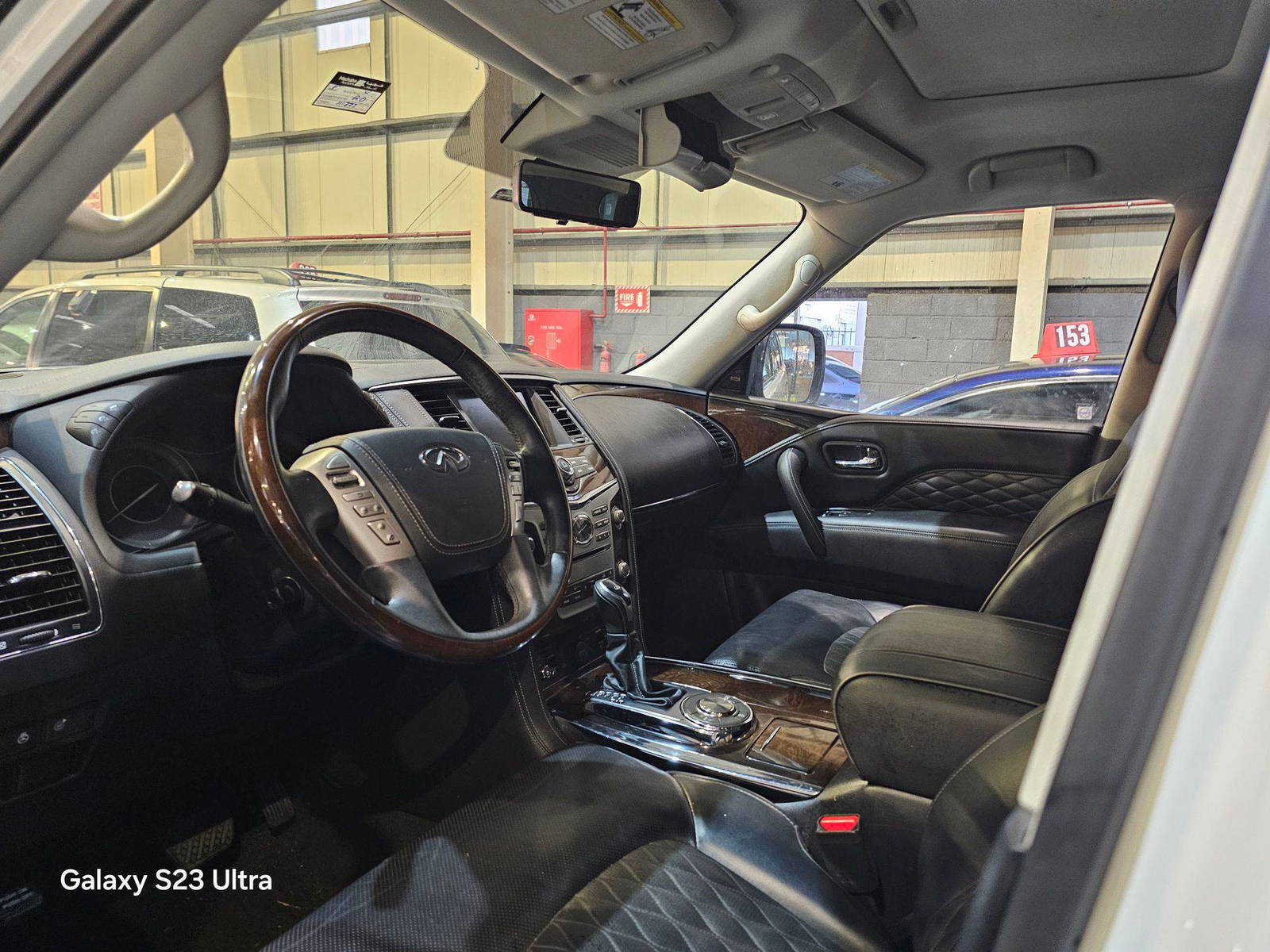 2019 INFINITI QX80 — 111873 Miles — Lot 5K9850632 — Main - Marhaba Auctions Used Cars - Image 9