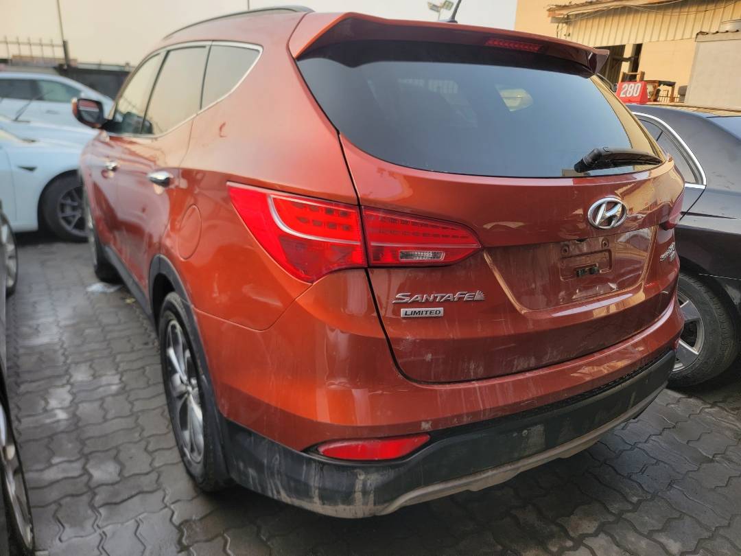 2014 HYUNDAI SANTA FE — 132451 KM — Lot 12244931 — Main - Marhaba Auctions Used Cars - Image 3