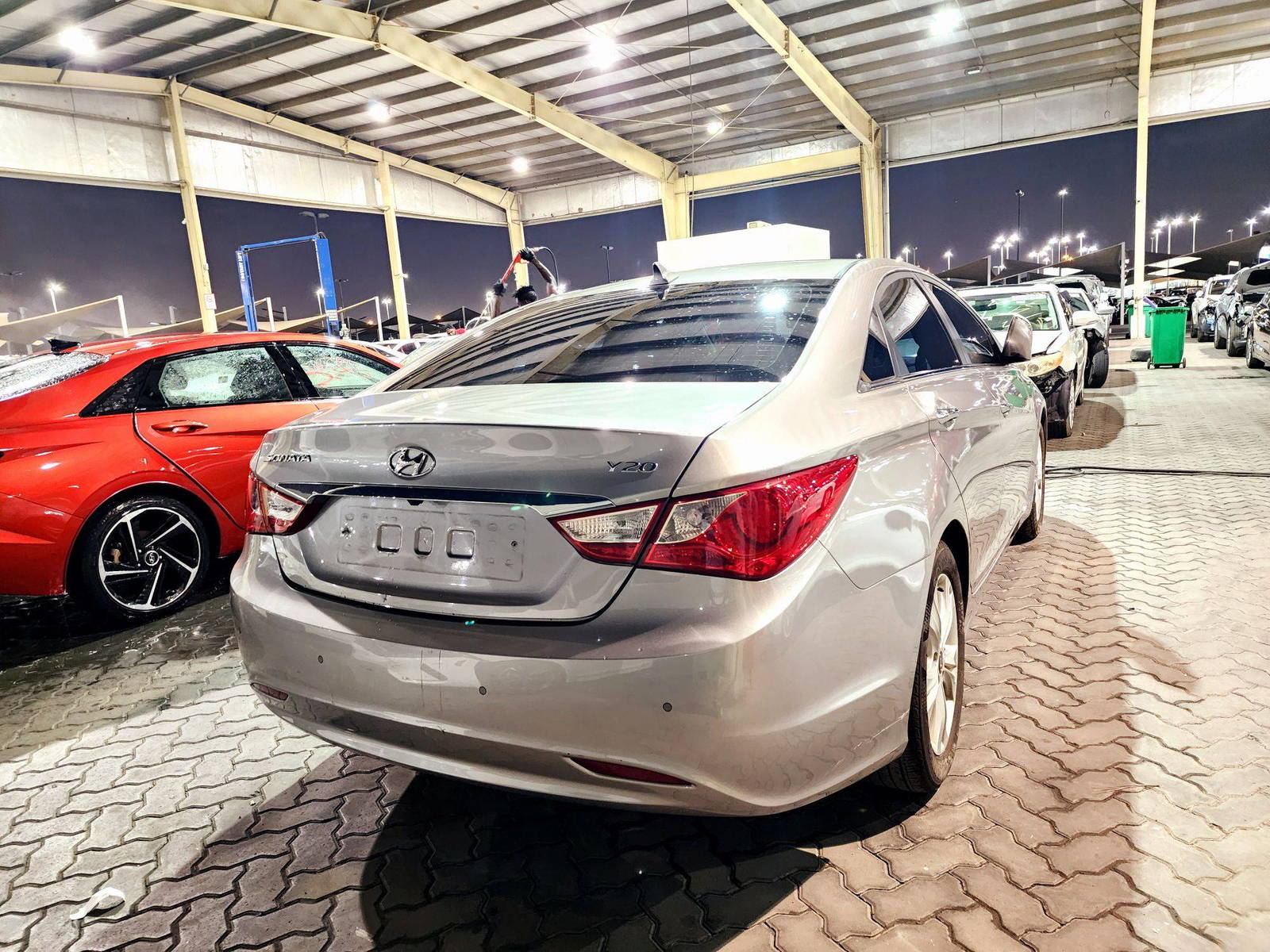 2012 HYUNDAI SONATA — 93072 KM — Lot 346280 — Souq - Marhaba Auctions Used Cars - Image 4