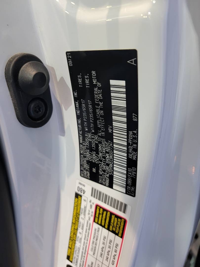 2022 TOYOTA SIENNA — 18305 Miles — Lot S077347 — Main - Marhaba Auctions Used Cars - Image 11