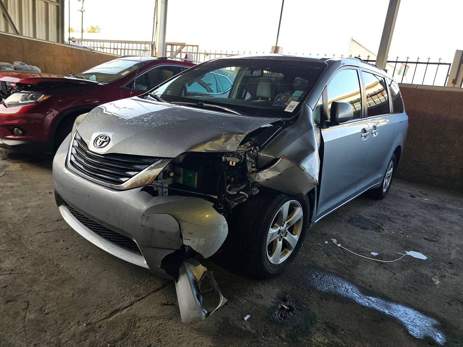 TOYOTA SIENNA 2014 - Marhaba Auction Used Cars - Image 5