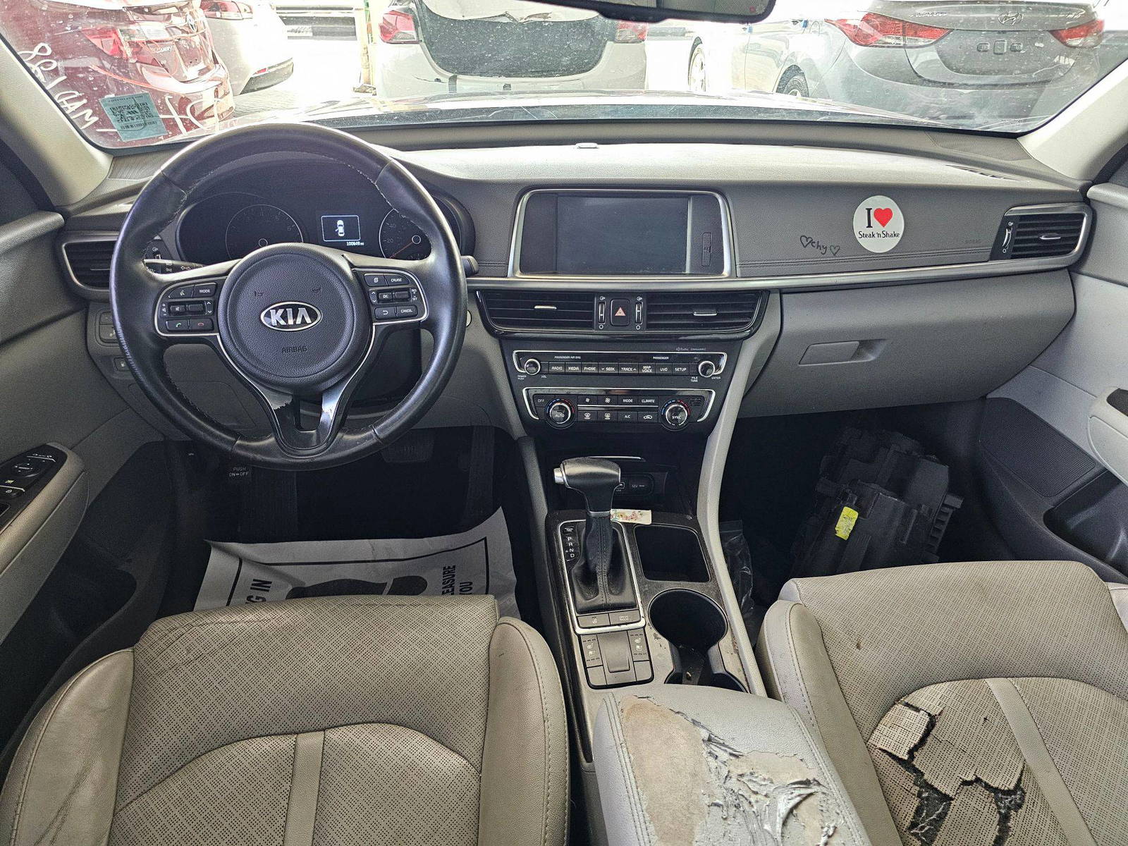 2016 KIA OPTIMA — 100649 Miles — Lot L39GG069942 — Souq - Marhaba Auctions Used Cars - Image 4