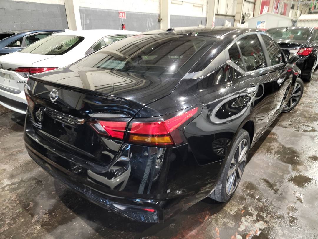 2020 NISSAN ALTIMA — 132259 Miles — Lot 37534326 - Marhaba Auctions Used Cars - Image 4