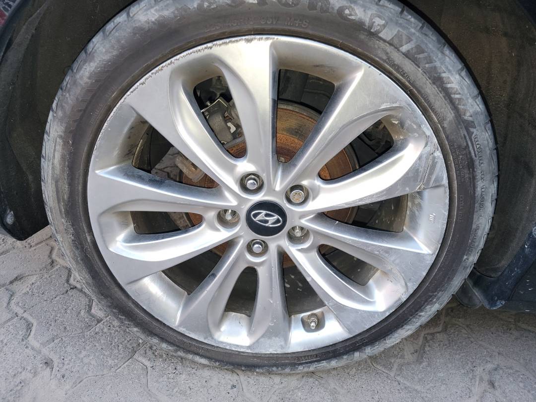 2012 HYUNDAI SONATA — 112228 Miles — Lot 80648583 - Marhaba Auctions Used Cars - Image 4
