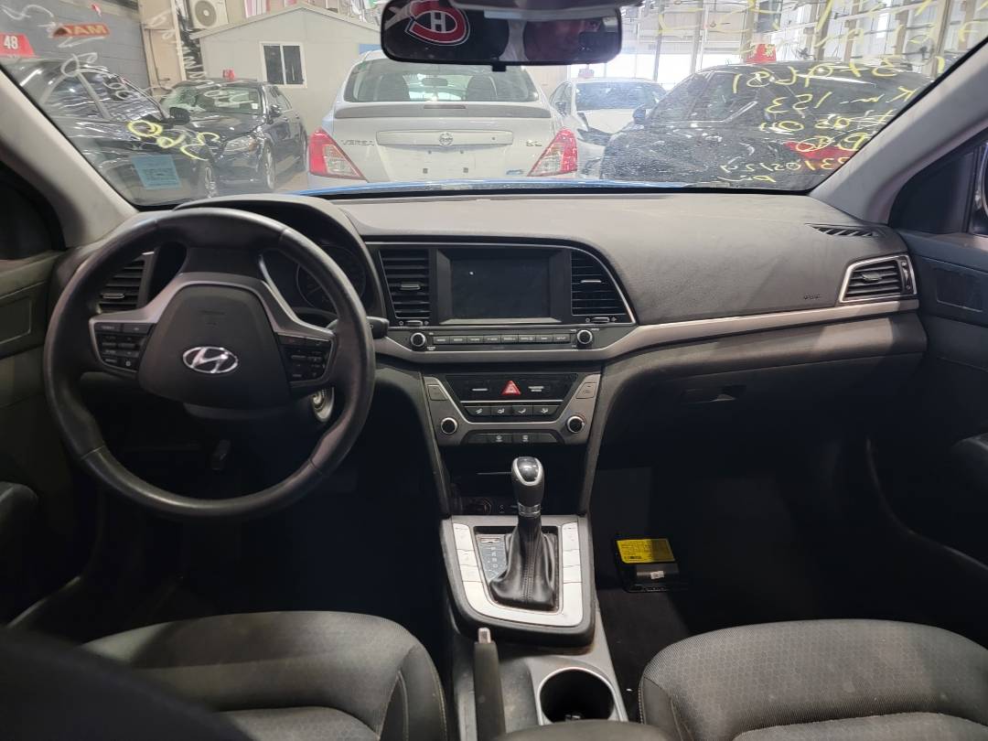 2017 HYUNDAI ELANTRA — 152621 KM — Lot 79651 — Main - Marhaba Auctions Used Cars - Image 7