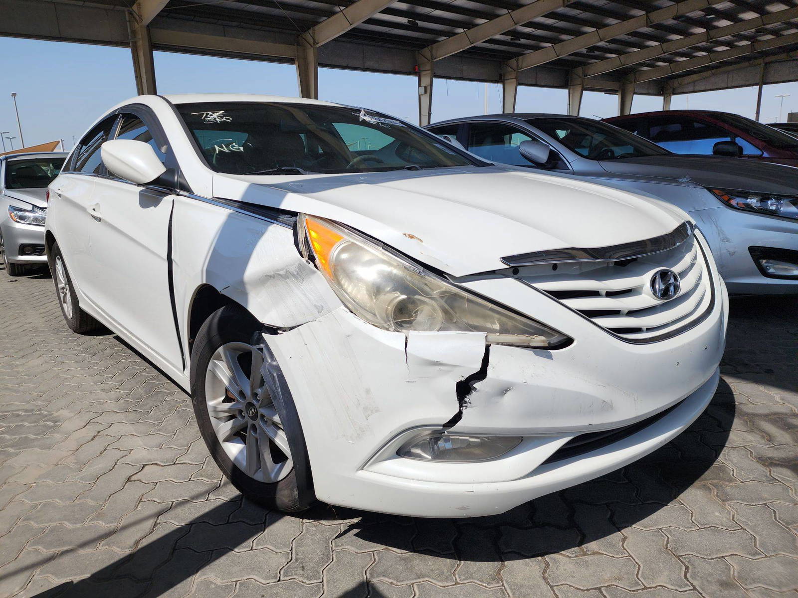 2013 HYUNDAI SONATA — 156990 Miles — Lot 56342594 — Souq - Marhaba Auctions Used Cars - Image 4