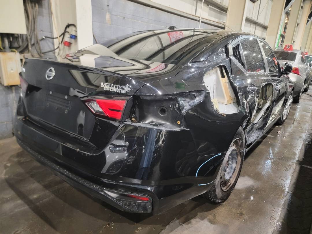 2019 NISSAN ALTIMA — 83961 Miles — Lot 54516852 - Marhaba Auctions Used Cars - Image 9